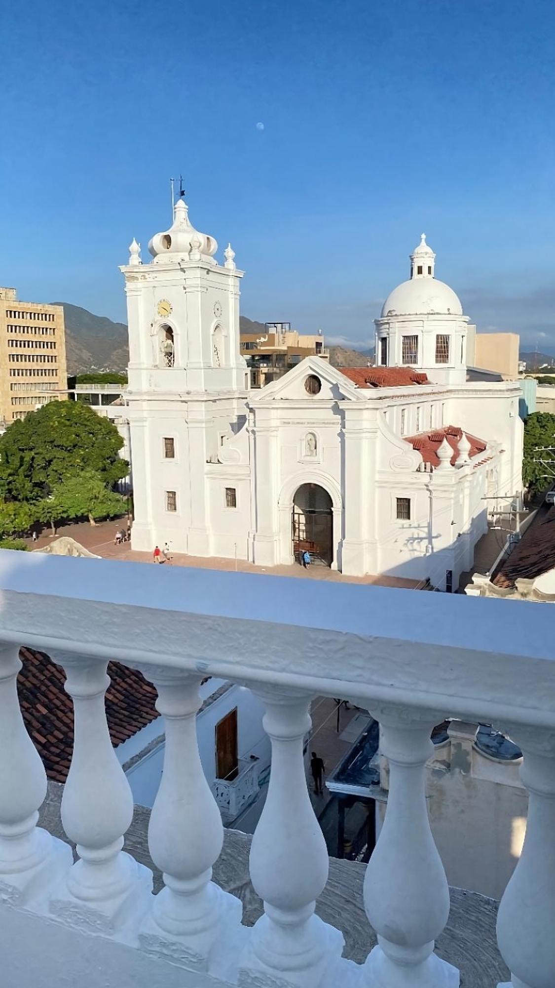Basilica Hotel Santa Marta  Buitenkant foto